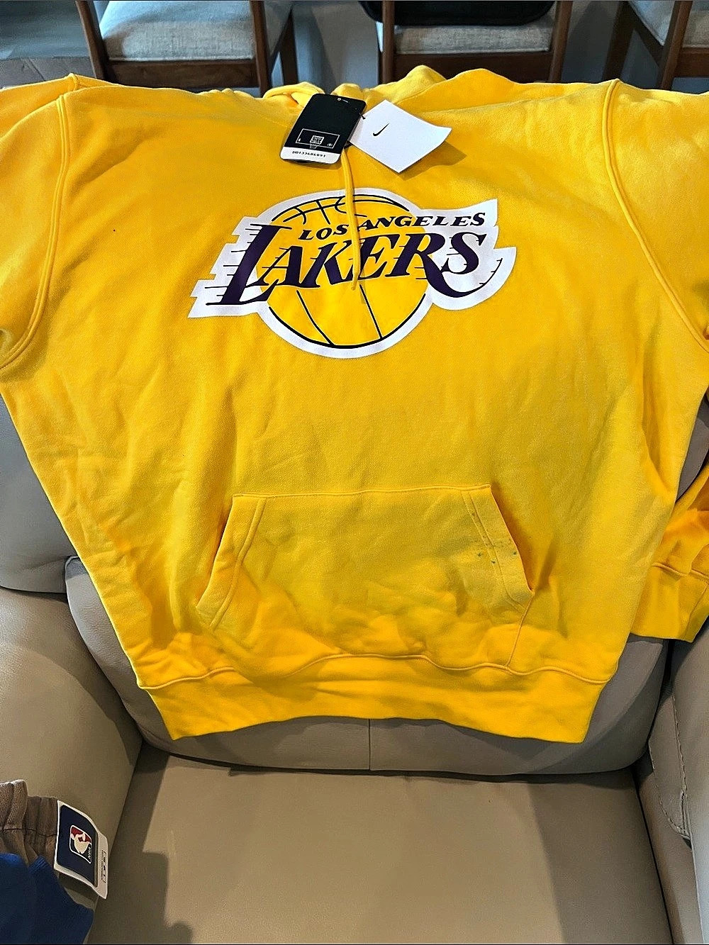 Nike NBA Los Angeles Lakers Courtside Fleece Pullover Hoodie Lakers Yellow